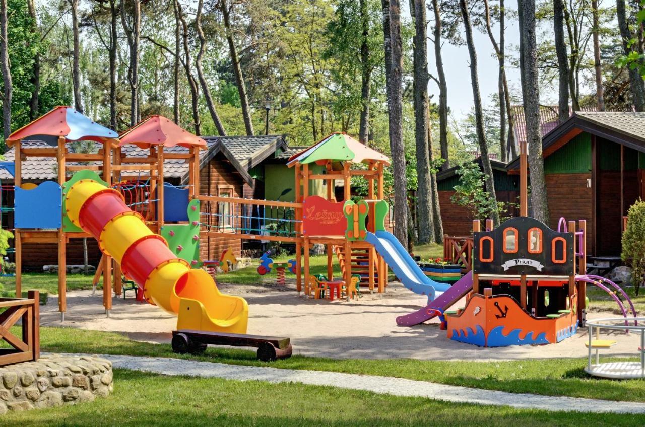 Osrodek Wczasowy Lesny Resort Mielno Mielno  Exteriör bild