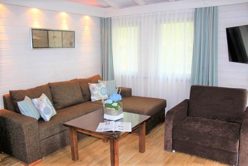 Osrodek Wczasowy Lesny Resort Mielno Mielno  Exteriör bild